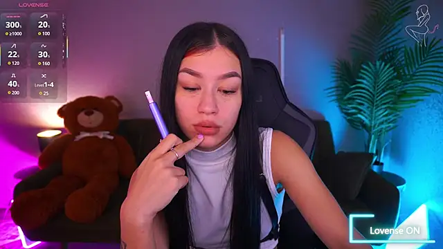 FataleNellie online show from 12-15-25, 08:57