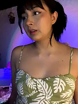 Snapshot of kaori_77 chatting on 09-21-25, 03:08 kaori 77 online show from 09-21-25, 03:08