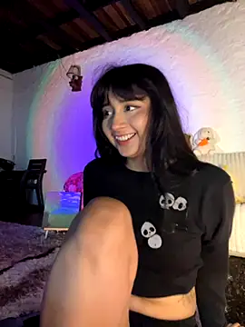 Snapshot of kaori_77 chatting on 09-25-25, 04:05 kaori 77 online show from 09-25-25, 04:05