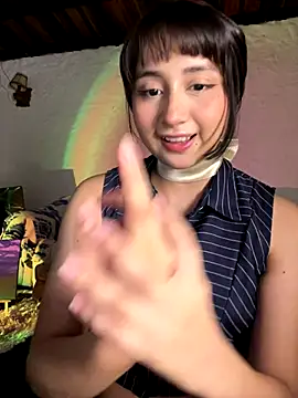 Snapshot of kaori_77 chatting on 10-23-25, 03:39 kaori 77 online show from 10-23-25, 03:39