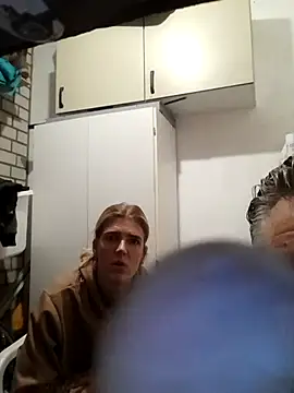 balkanbosna1122 online show from 10-06-25, 03:42