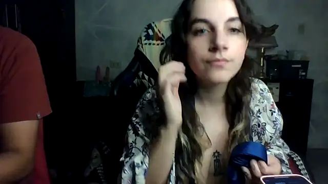 Snapshot of DarthBunny chatting on 09-15-25, 12:21 DarthBunny online show from 09-15-25, 12:21