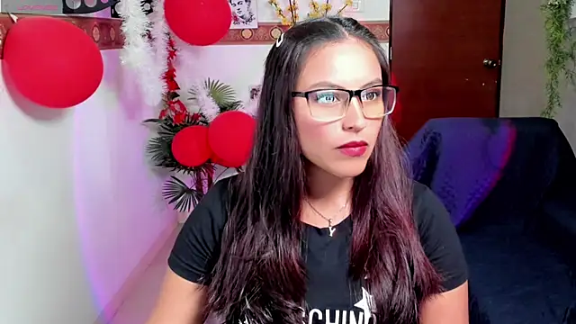 Cameroon-Diaz online show from 02-24-26, 01:42