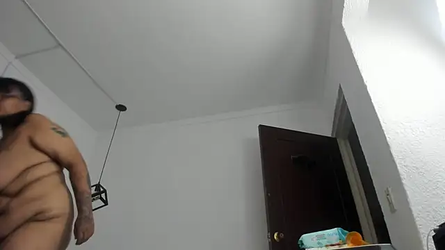 Snapshot of Karol_c31 chatting on 03-27-26, 11:32 Karol c31 online show from 03-27-26, 11:32