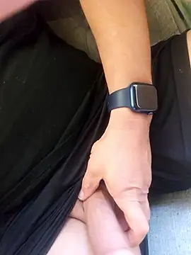 Snapshot of reycarr19 chatting on 04-05-26, 06:27 reycarr19 online show from 04-05-26, 06:27