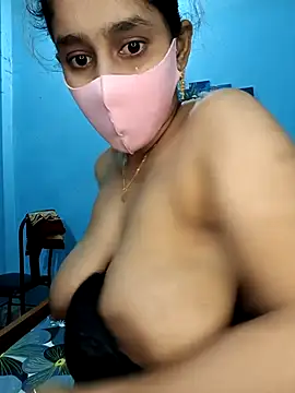 Cute Faria online show from 11-14-25, 01:32