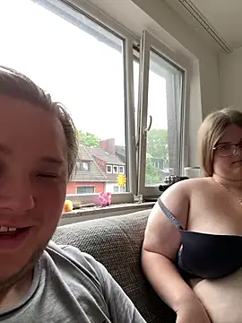 CurvyPaar2 online show from 05-11-26, 04:04