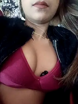 payalsharma95 online show from 12-04-25, 04:48