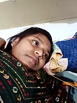 Hot crety online show from 12-21-25, 05:42