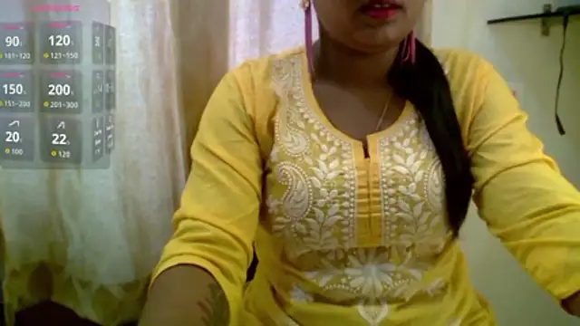 Snapshot of cute_girl007 chatting on 05-08-26, 06:19 cute girl007 online show from 05-08-26, 06:19