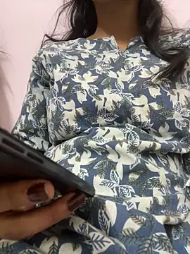 jesmin 00 online show from 09-08-25, 05:12