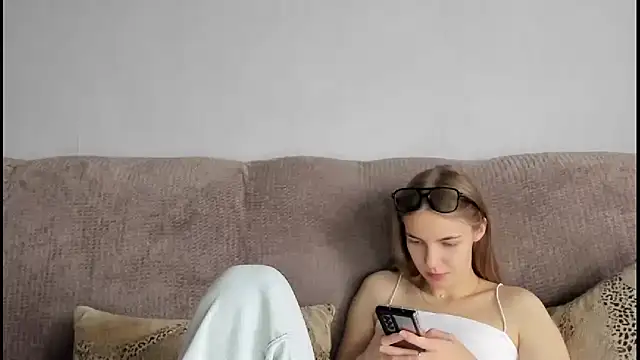 Snapshot of HitGyrl chatting on 11-05-25, 07:52 HitGyrl online show from 11-05-25, 07:52