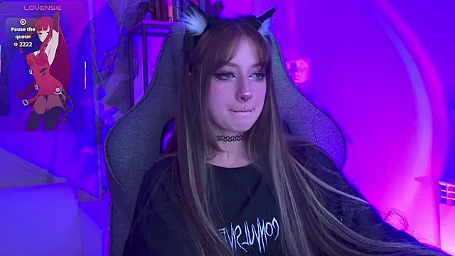 LiliLuna online show from 03-20-26, 04:12