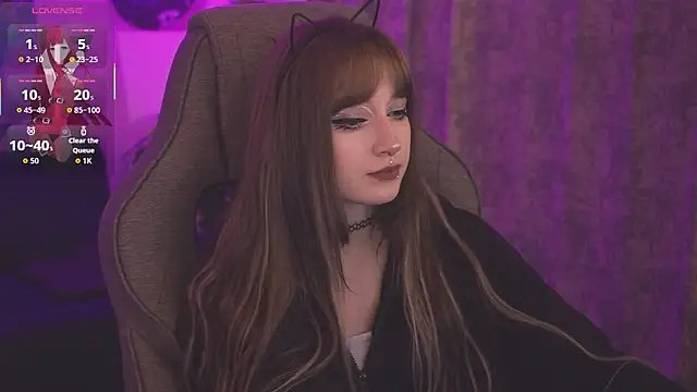 LiliLuna online show from 03-25-26, 03:40