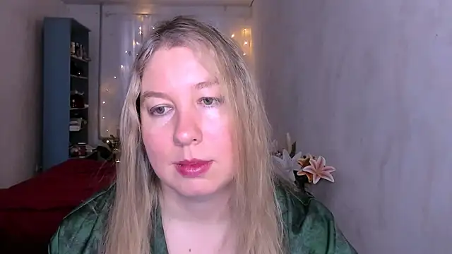 NancySanders online show from 02-08-26, 05:22