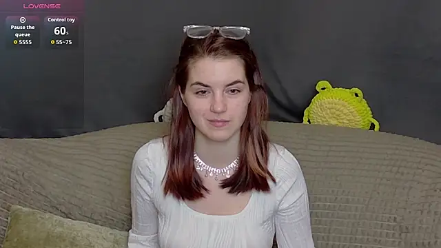 ElzaBlis online show from 11-15-25, 02:57