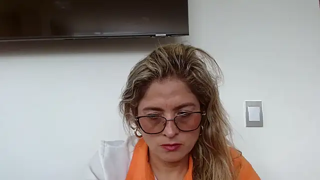 linda-mature43 online show from 10-15-25, 05:13