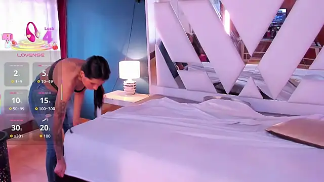 mia kinky1 online show from 10-27-25, 06:12