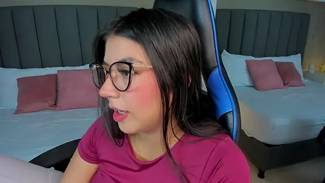 anagil  online show from 05-19-26, 02:23