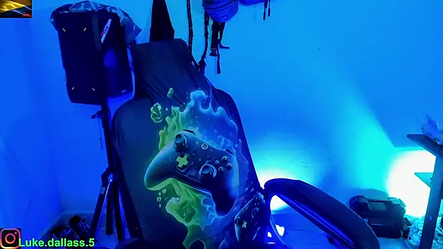 zeus 7777 online show from 12-05-25, 08:12