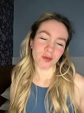 Snapshot of BritgetPsychol chatting on 11-12-25, 05:08 BritgetPsychol online show from 11-12-25, 05:08