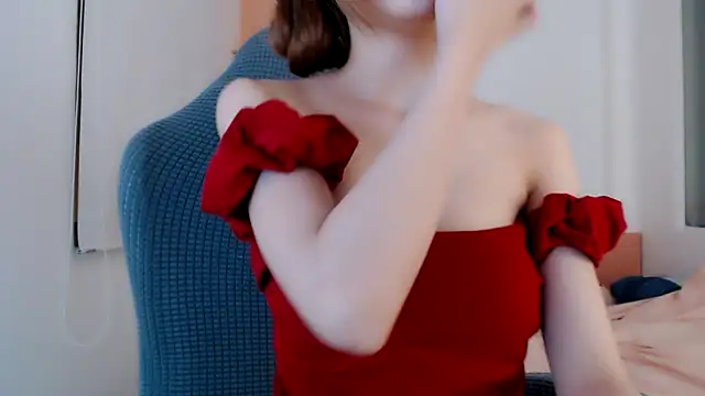 Snapshot of Cam-Ly chatting on 04-12-26, 05:29 Cam-Ly online show from 04-12-26, 05:29