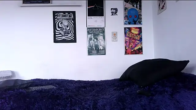 Snapshot of plutonbluemooon333 chatting on 02-25-26, 07:45 plutonbluemooon333 online show from 02-25-26, 07:45