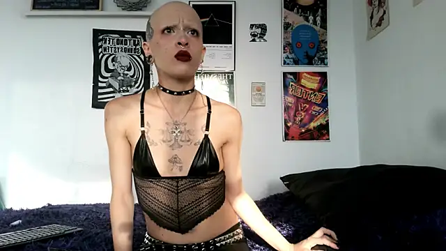 Snapshot of plutonbluemooon333 chatting on 03-13-26, 10:27 plutonbluemooon333 online show from 03-13-26, 10:27