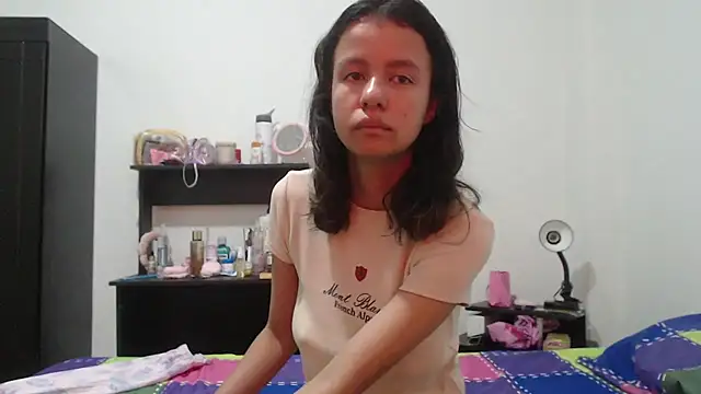 nathaly jones  online show from 06-22-26, 12:13