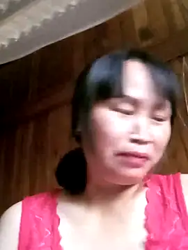 maple694 online show from 10-29-25, 02:03