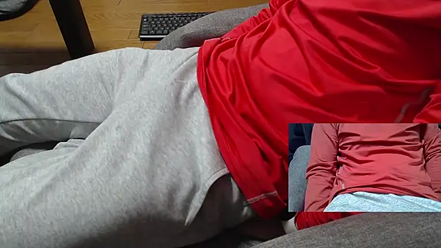 Snapshot of Yasu2000 chatting on 02-03-26, 02:21 Yasu2000 online show from 02-03-26, 02:21