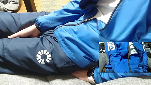 Snapshot of Yasu2000 chatting on 02-04-26, 12:16 Yasu2000 online show from 02-04-26, 12:16