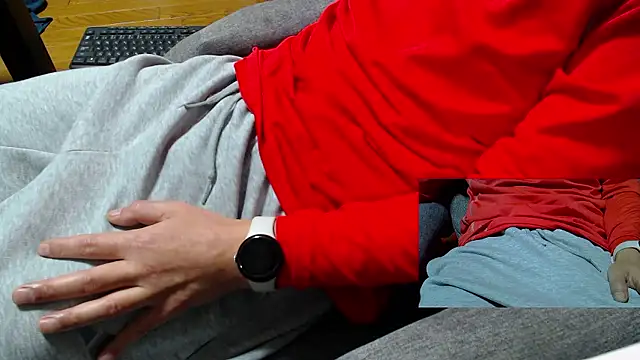 Snapshot of Yasu2000 chatting on 03-03-26, 01:12 Yasu2000 online show from 03-03-26, 01:12