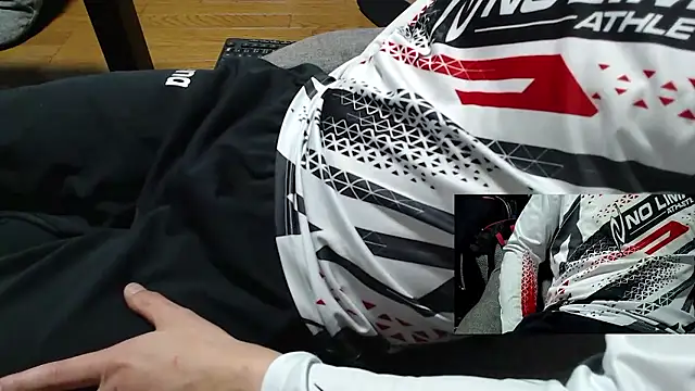 Snapshot of Yasu2000 chatting on 03-14-26, 10:21 Yasu2000 online show from 03-14-26, 10:21