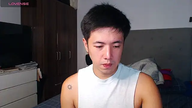 Snapshot of Addictiveboi chatting on 02-17-26, 03:47 Addictiveboi online show from 02-17-26, 03:47