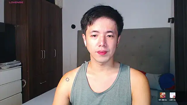 Snapshot of Addictiveboi chatting on 03-18-26, 02:58 Addictiveboi online show from 03-18-26, 02:58