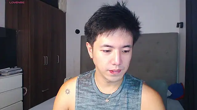 Snapshot of Addictiveboi chatting on 03-20-26, 01:54 Addictiveboi online show from 03-20-26, 01:54