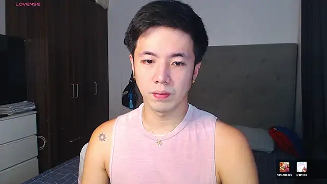 Snapshot of Addictiveboi chatting on 03-24-26, 01:21 Addictiveboi online show from 03-24-26, 01:21