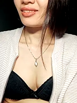 Hinna x online show from 11-18-25, 02:32