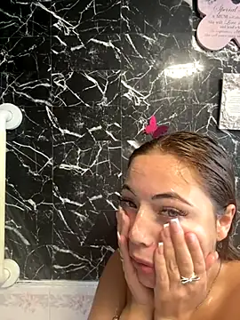 AroraAngel online show from 10-21-25, 01:23