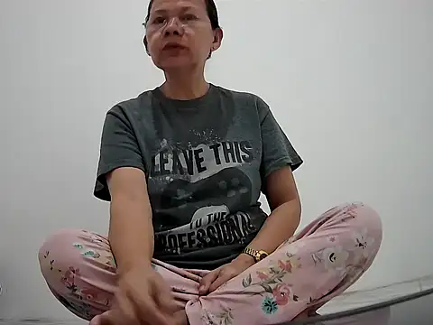 Snapshot of Hotzoey16 chatting on 03-09-26, 10:03 Hotzoey16 online show from 03-09-26, 10:03