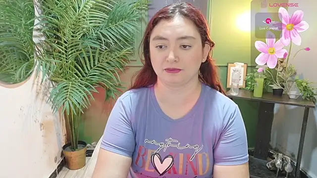 Snapshot of Anaa_Rose chatting on 05-03-26, 12:11 Anaa Rose online show from 05-03-26, 12:11