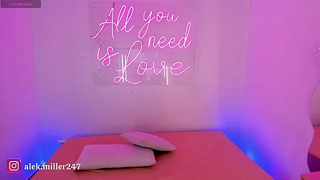 aleksandramiller  online show from 04-29-26, 05:11