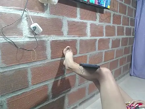 Snapshot of melen_xiomi08 chatting on 11-11-25, 03:06 melen xiomi08 online show from 11-11-25, 03:06