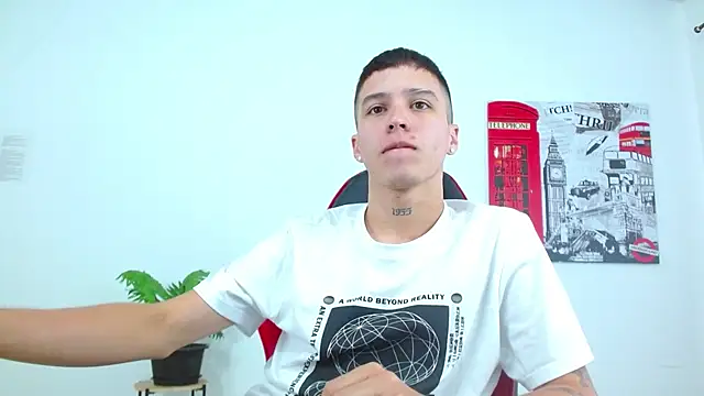 Cumandres18 online show from 11-24-25, 02:17