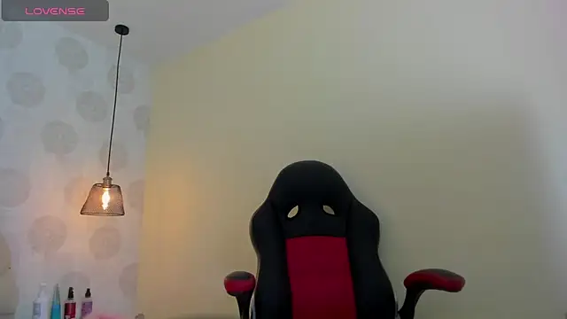 GIANAMILLER6 online show from 11-12-25, 12:27