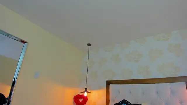 GIANAMILLER6 online show from 06-18-26, 12:09
