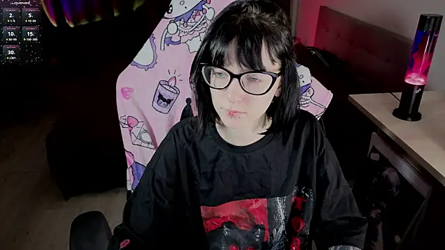 HazelTompson online show from 03-05-26, 12:23