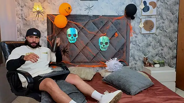 Apolo rousse1 online show from 10-13-25, 10:54