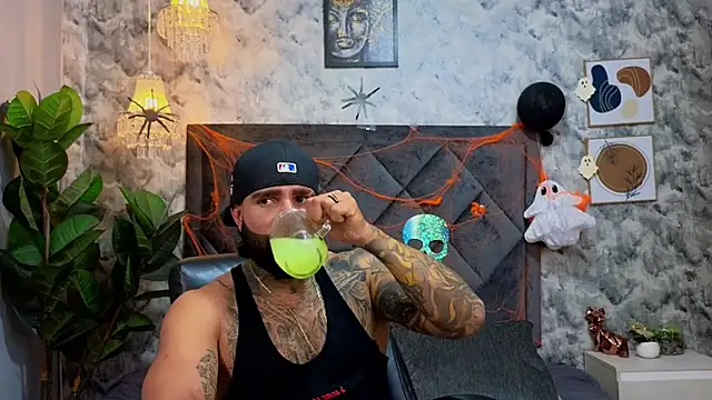 Apolo rousse1 online show from 11-01-25, 10:23